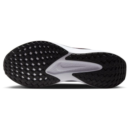 Nike Quest 6